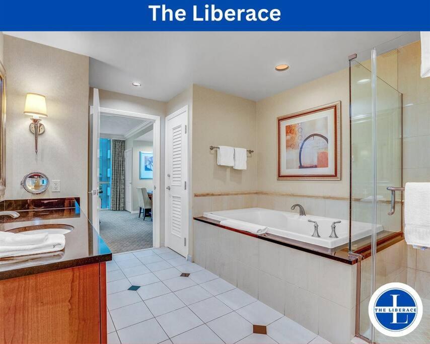 The Liberace Aparthotel Las Vegas Kültér fotó