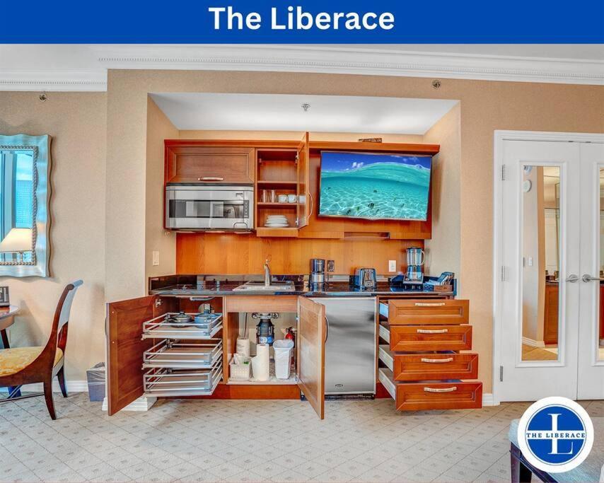 The Liberace Aparthotel Las Vegas Kültér fotó